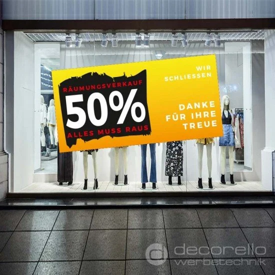 Räumungsverkauf Plakat bei Geschäftsaufgabe